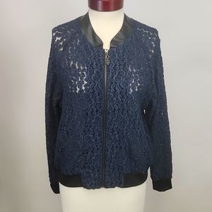 Stella & Dot Lace Jacket💥